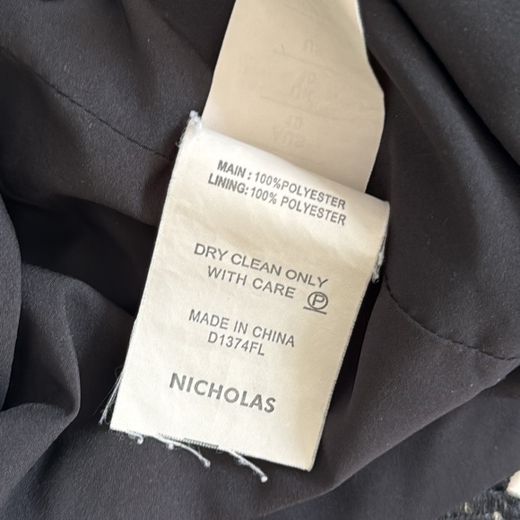 NICHOLAS Black Lace Deep V Midi Dress - Size 6 - Picture 11 of 11